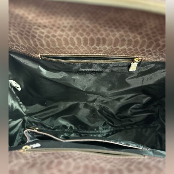 KC‎ Jagger Brown Rolling Suitcase - Picture 12 of 16